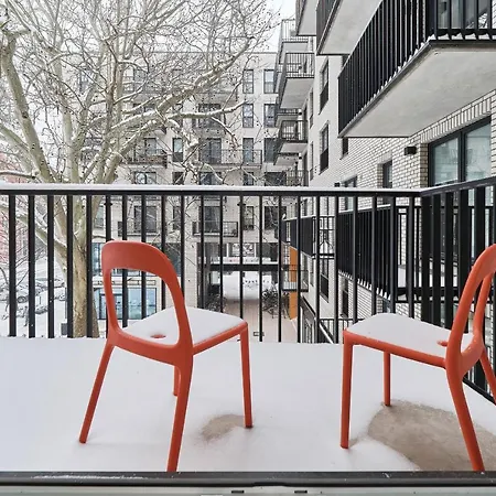 Modern Tumskie Ogrody With Ac & Balcony By Renters Wrocław